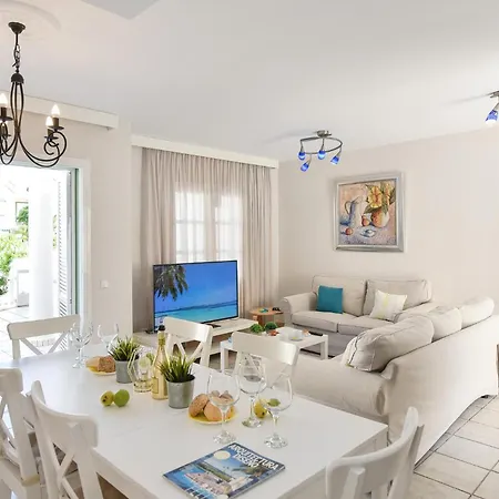 Dom wakacyjny Marina Port 4 By Villagrancanaria